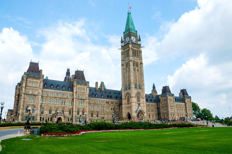 What is Canada`s sales tax? What is Canada`s sales tax?