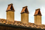 What is the 10 2 rule for chimneys?