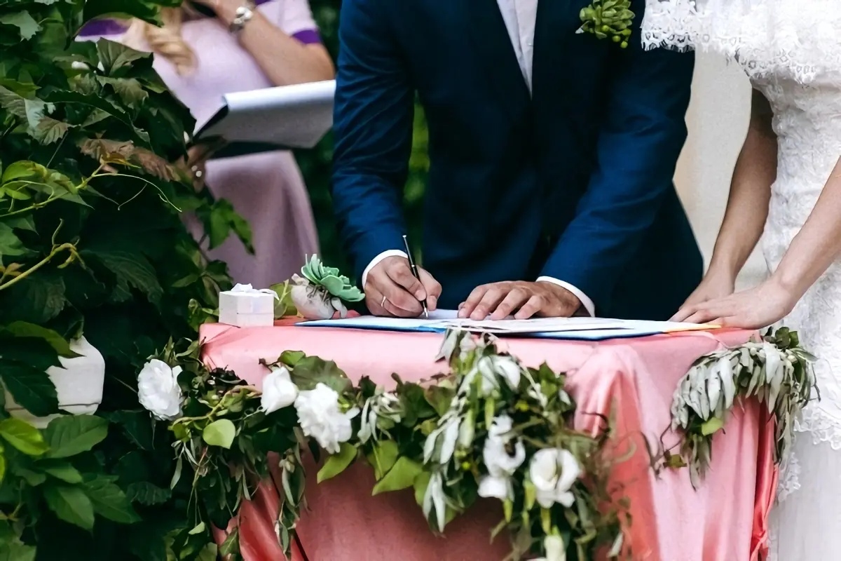 6 cosas que hay que saber sobre la obtención de una licencia matrimonial