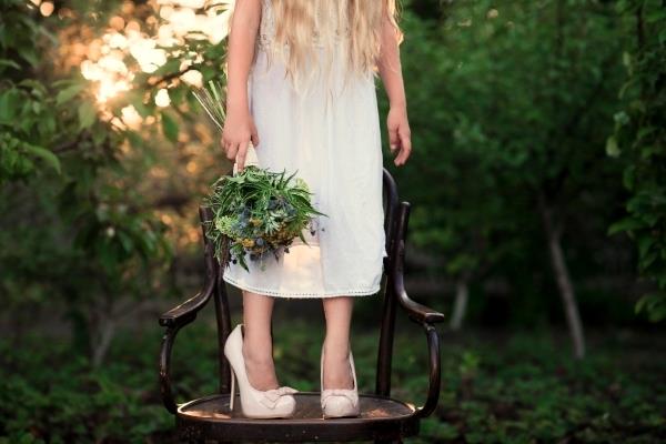 5 maneras de incluir a los niños en su boda (que no involucran anillos o flores)