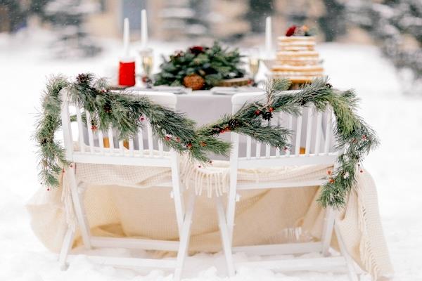 4 Easy Winter Wedding DIYs