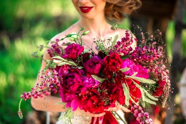 Die 13 wichtigsten Fragen, die Sie jedem Hochzeitsblumenhändler stellen sollten.