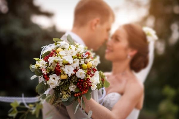 Die besten (und schlechtesten) Hochzeitsblumen nach Jahreszeit