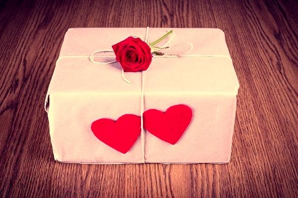 Paquetes de Cuidado de Día de San Valentín Creativo para Parejas de Larga Distancia
