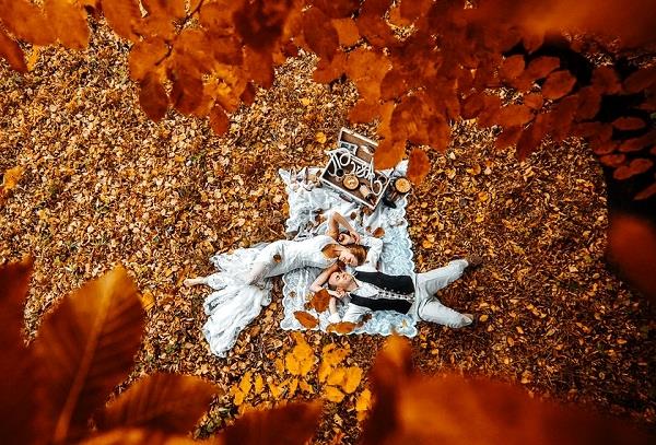 9 Wesentliche Elemente einer rustikalen Herbsthochzeit