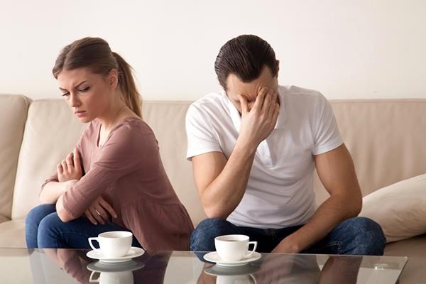 Wie Sie Argumente mit Ihrem neuen Ehepartner entschärfen können