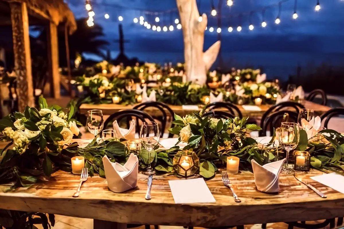 Was man über die Ausrichtung eines Hochzeitsempfangs in einem Restaurant wissen sollte