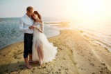 Wie man schöne Hochzeitsfotos vom Strand macht