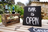 Offene Bar vs. Cash Bar Empfang