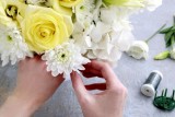 Die besten Blumen, mit denen Sie für Ihre DIY-Hochzeit arbeiten können.