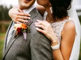 7 Möglichkeiten, Ihren Bräutigam bei Ihrer Hochzeit zu überraschen