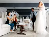 7 Fragen, die Sie jedem Brautgeschäft, das Sie besuchen, stellen müssen