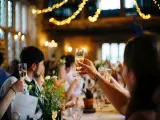 Wie Sie eine Hochzeitsfeier nach Ihrer Flucht planen