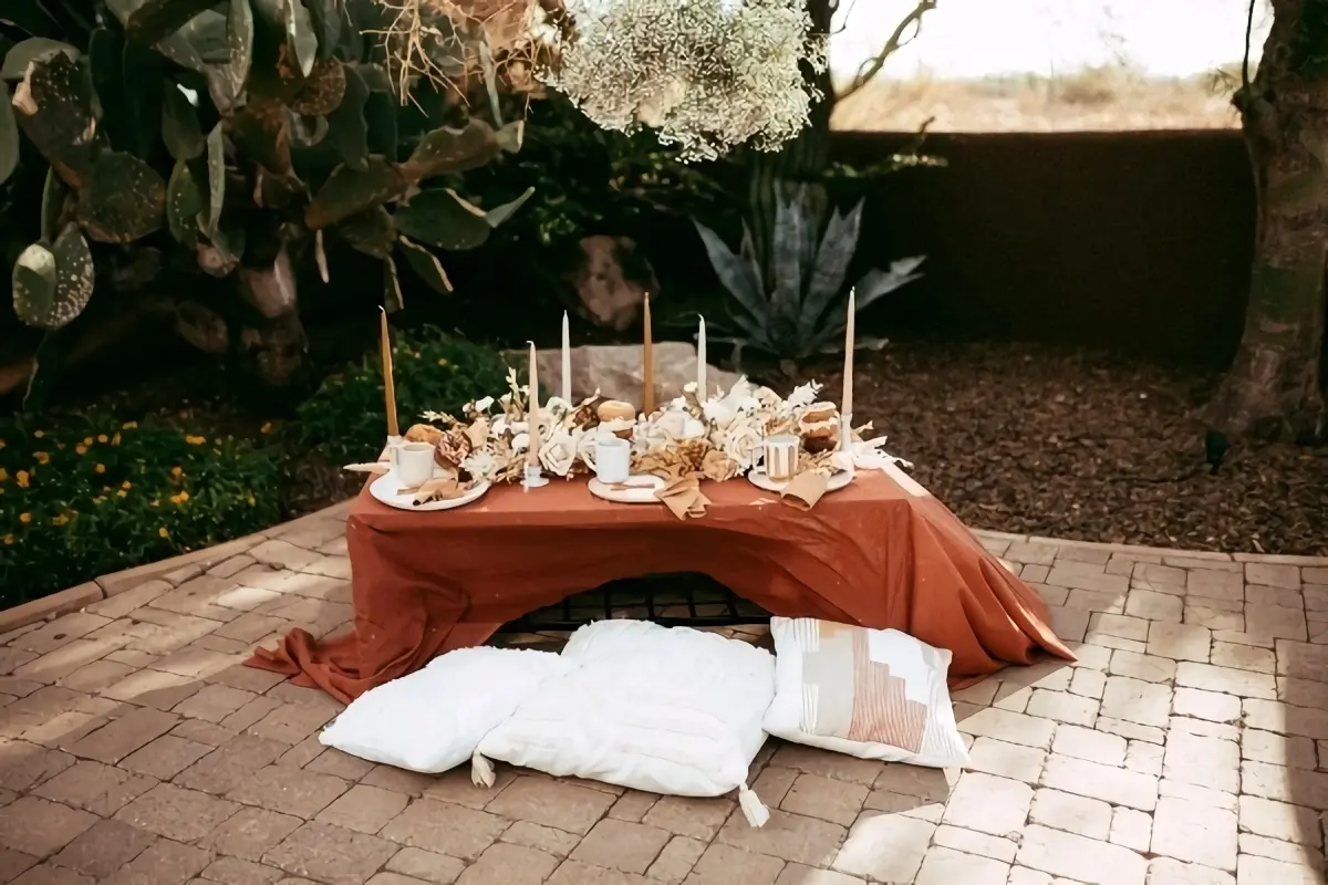 Wie man eine Picknick-Hochzeit plant