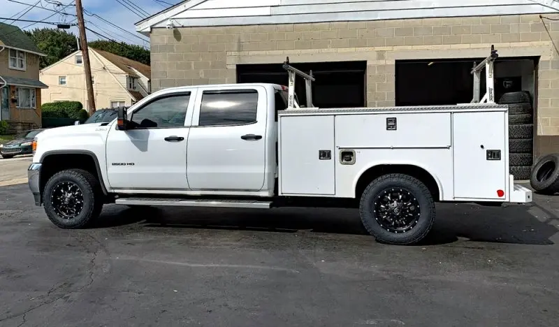 Wheel & Tire Distributors Wheel & Tire Distributors