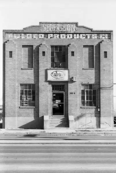 A Classic Touch Inc / Motorcycle Shop A Classic Touch Inc / Motorcycle Shop