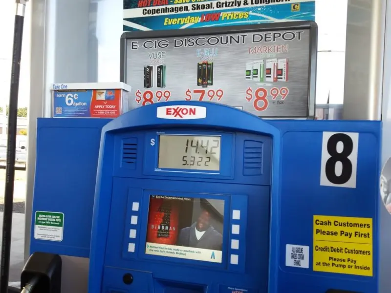 Clark Exxon 13 Clark Exxon 13