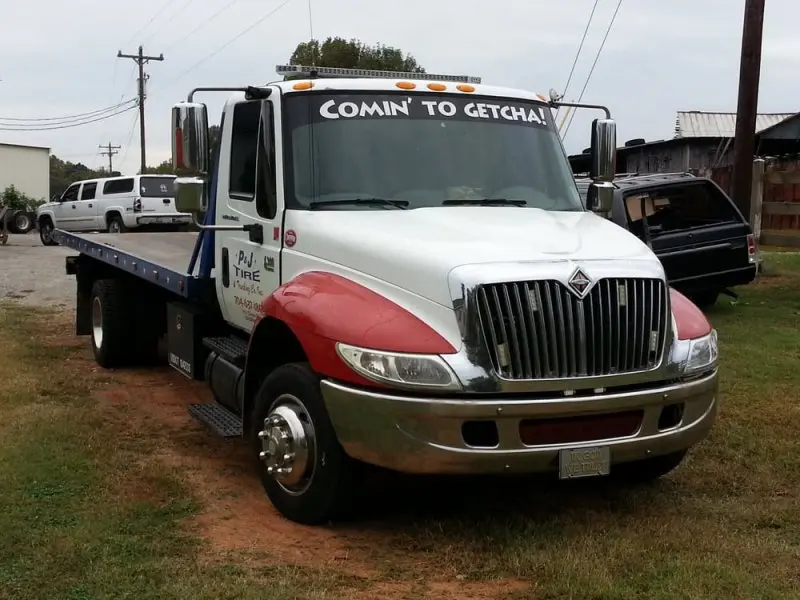 P&J Tire and Towing Co P&J Tire and Towing Co