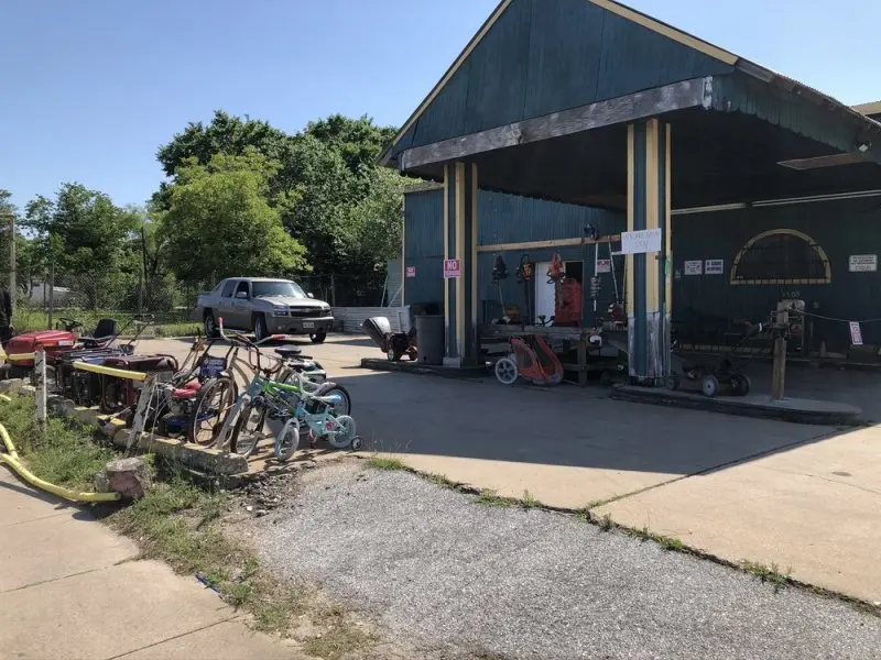 Jeffery's Lawn Mower & Bicycle Repair Shop Jeffery's Lawn Mower & Bicycle Repair Shop