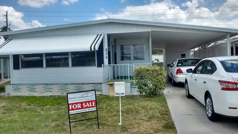 Realty Solutions SRQ