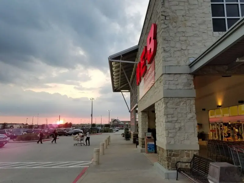 H-E-B H-E-B