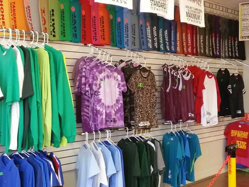 T-Shirt Shop T-Shirt Shop
