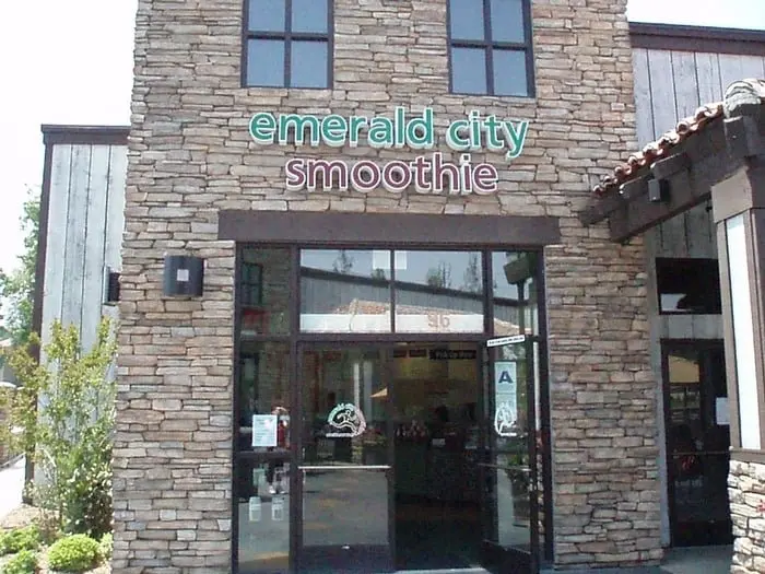 Emerald City Smoothie Emerald City Smoothie