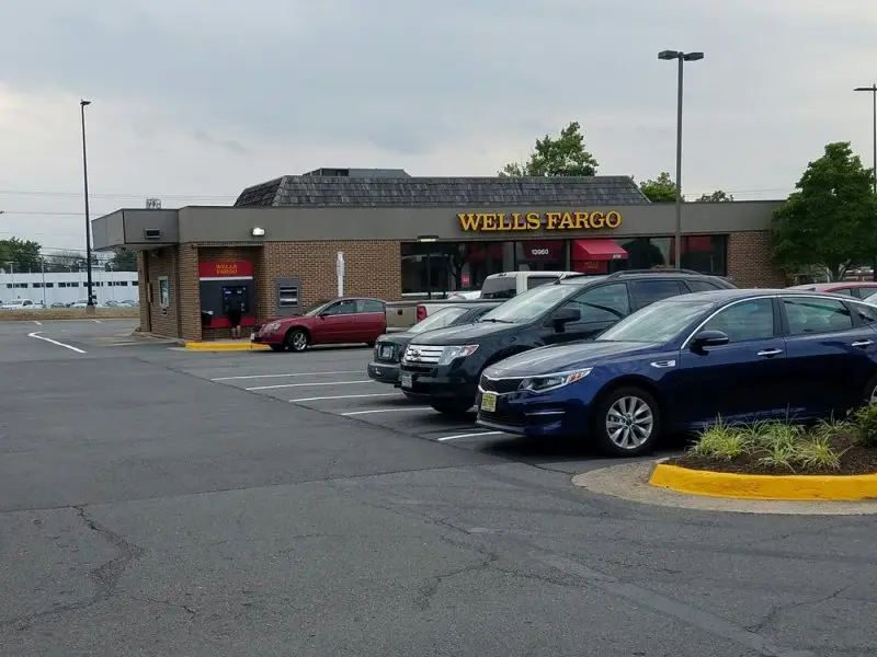 Wells Fargo Bank Wells Fargo Bank