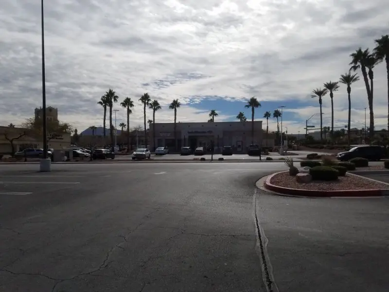 Bank of America (with Drive-thru ATM)