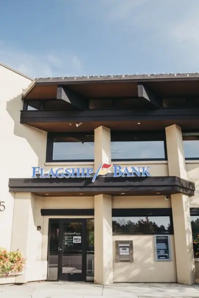 Flagship Bank - Wayzata Flagship Bank - Wayzata