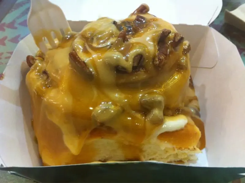 Cinnabon Cinnabon