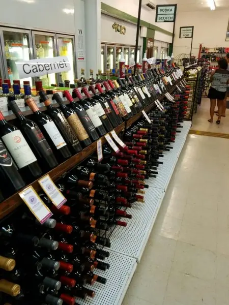 Molokai Wines & Spirits Molokai Wines & Spirits