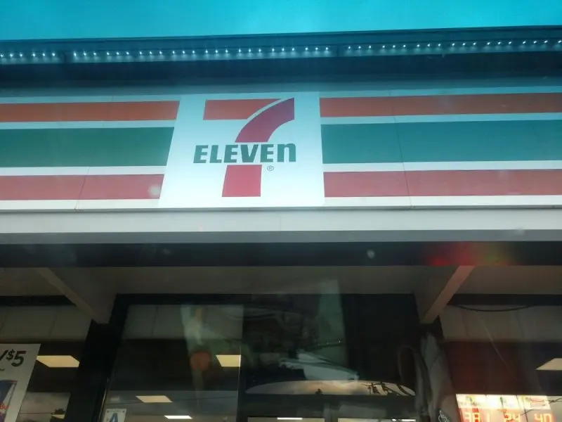 7-Eleven 7-Eleven
