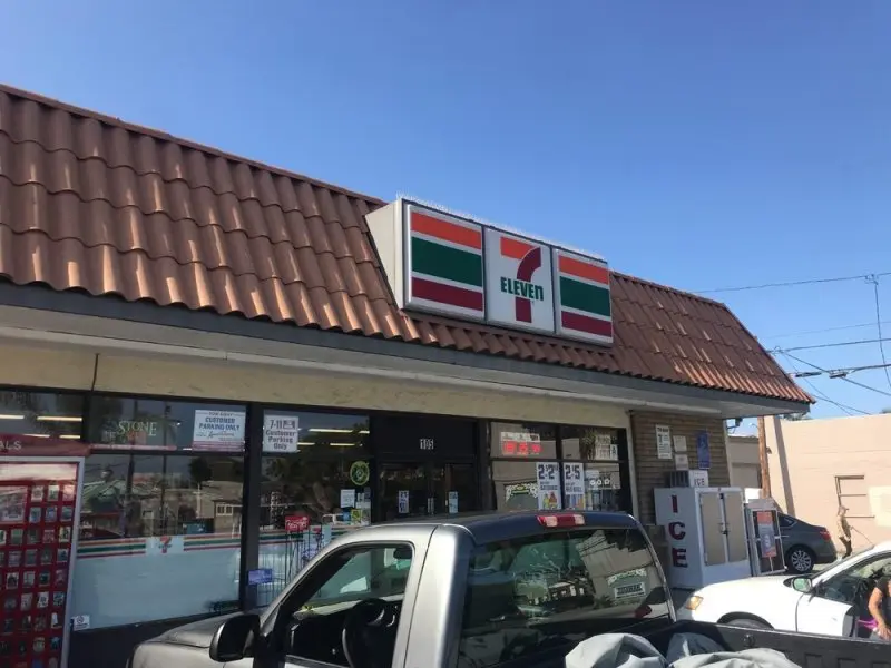 7-Eleven 7-Eleven