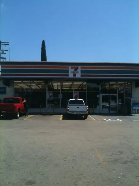 7-Eleven 7-Eleven