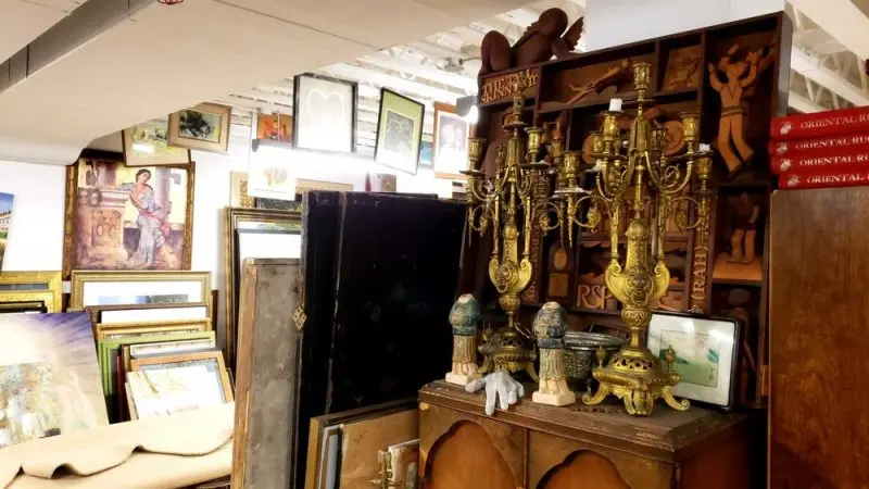 Arjang’s Treasure House of Fine Art Arjang’s Treasure House of Fine Art