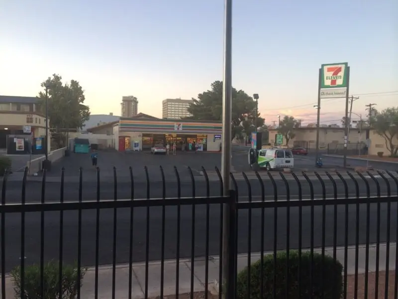 7-Eleven 7-Eleven