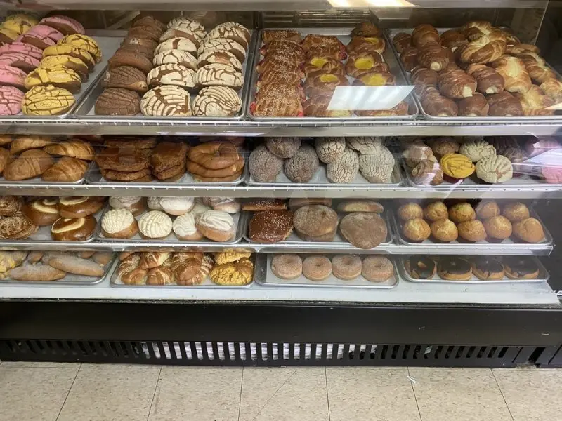 Panadería y Pastelería Latina Panadería y Pastelería Latina