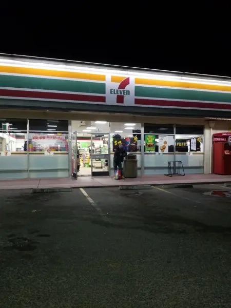 7-Eleven 7-Eleven