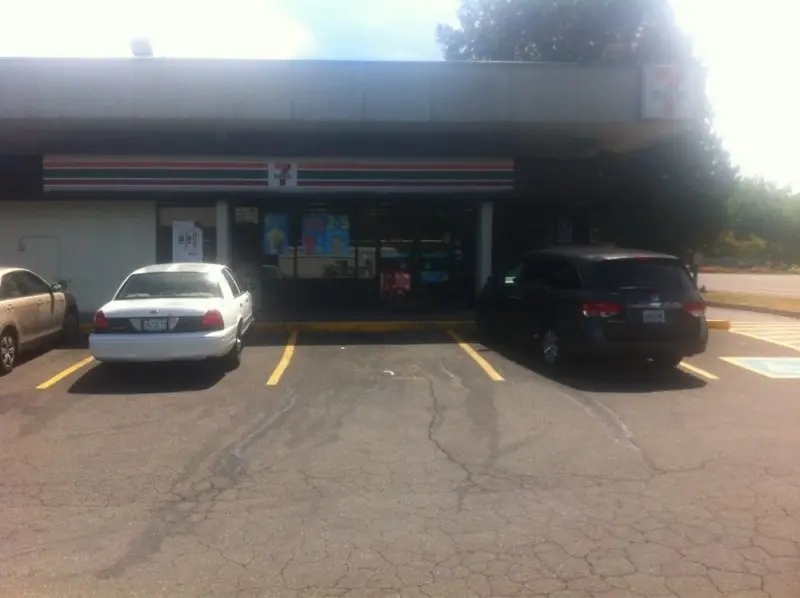 7-Eleven 7-Eleven