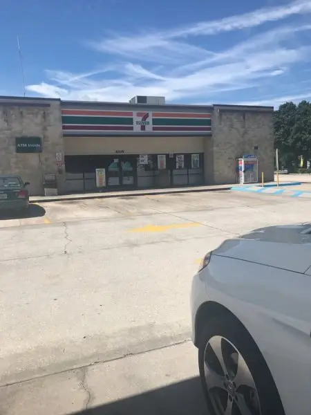 7-Eleven 7-Eleven