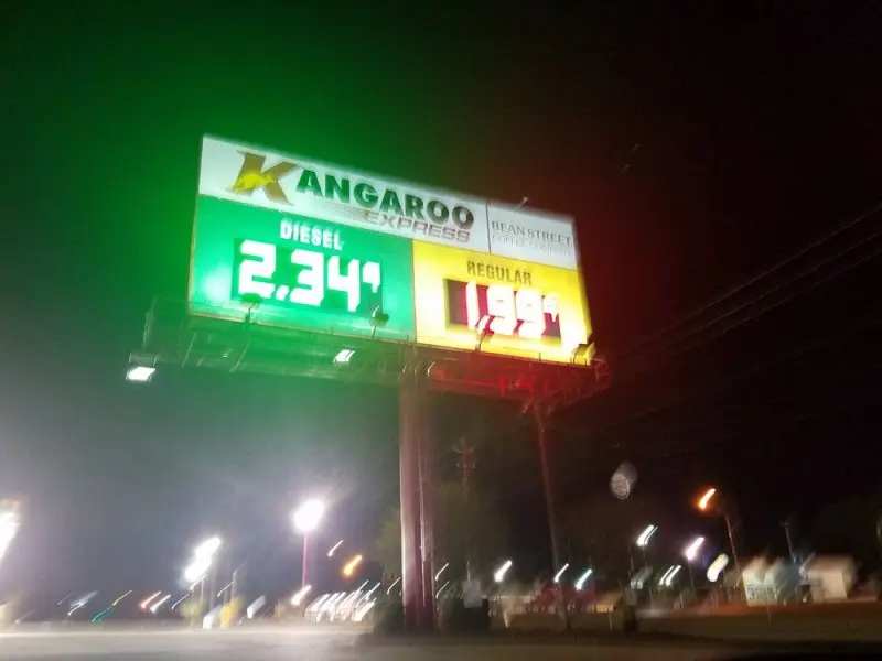 Kangaroo Express #3673