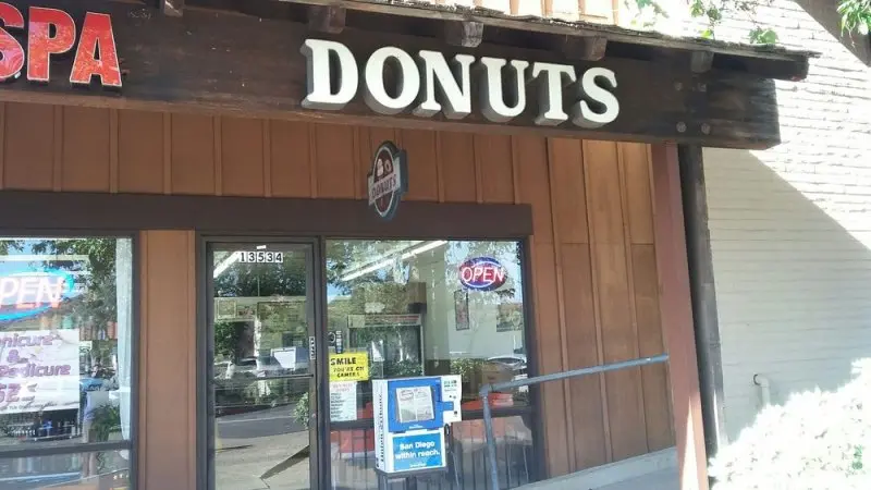 Donuts & Things Donuts & Things