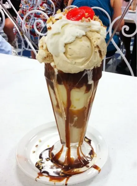 Leatherby's Family Creamery Leatherby's Family Creamery