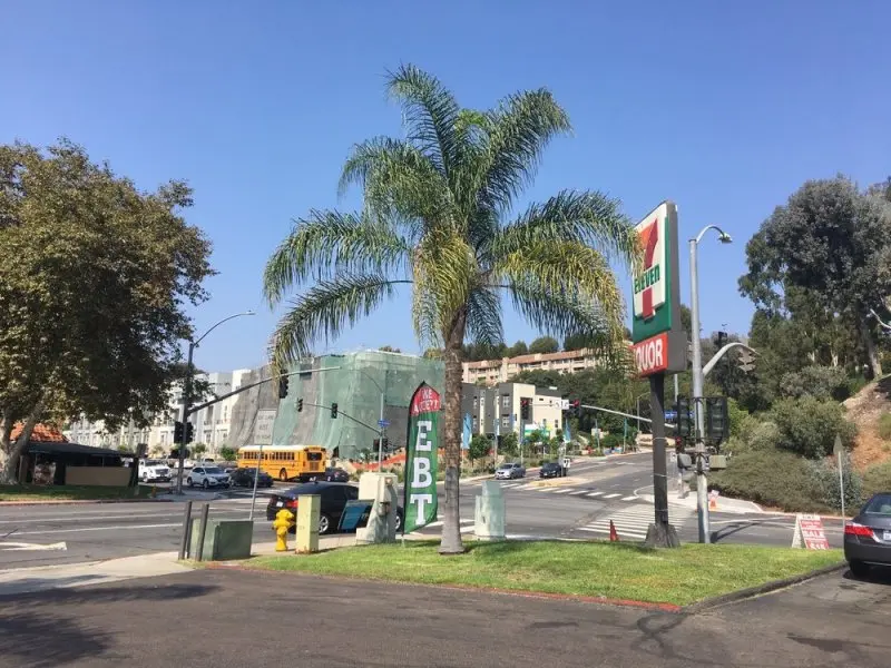 7-Eleven 7-Eleven