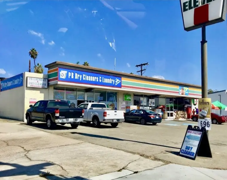 7-Eleven 7-Eleven