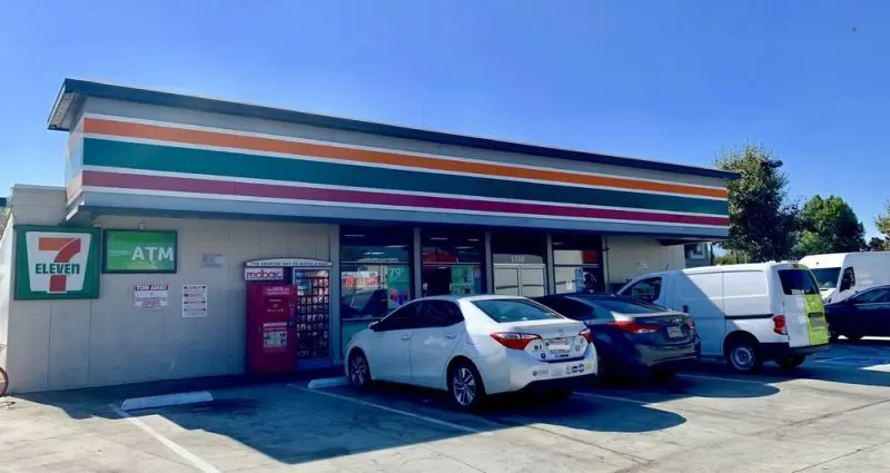 7-Eleven 7-Eleven