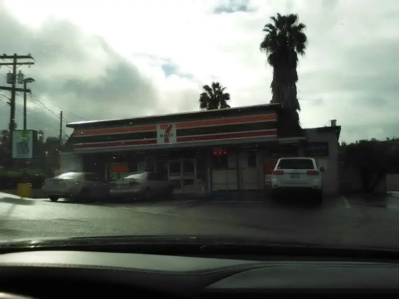 7-Eleven 7-Eleven