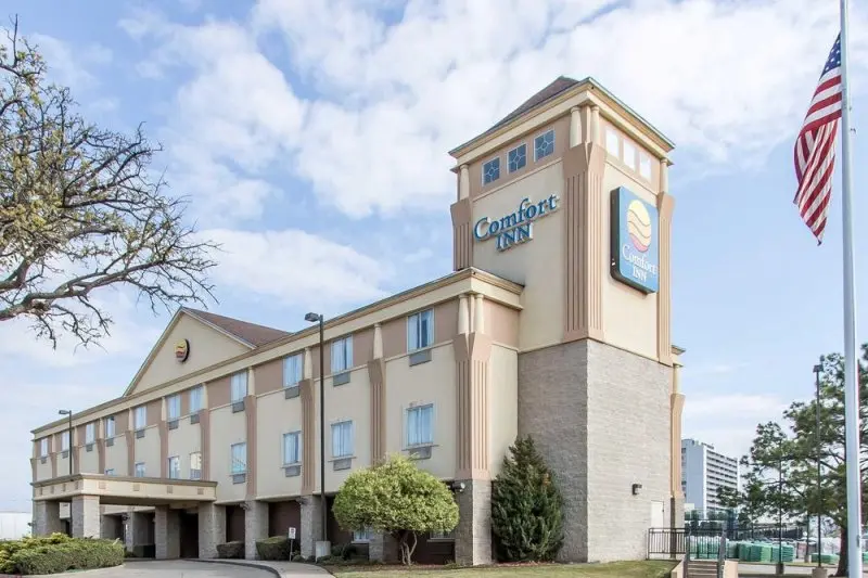 Comfort Inn At Founders Tower Comfort Inn At Founders Tower