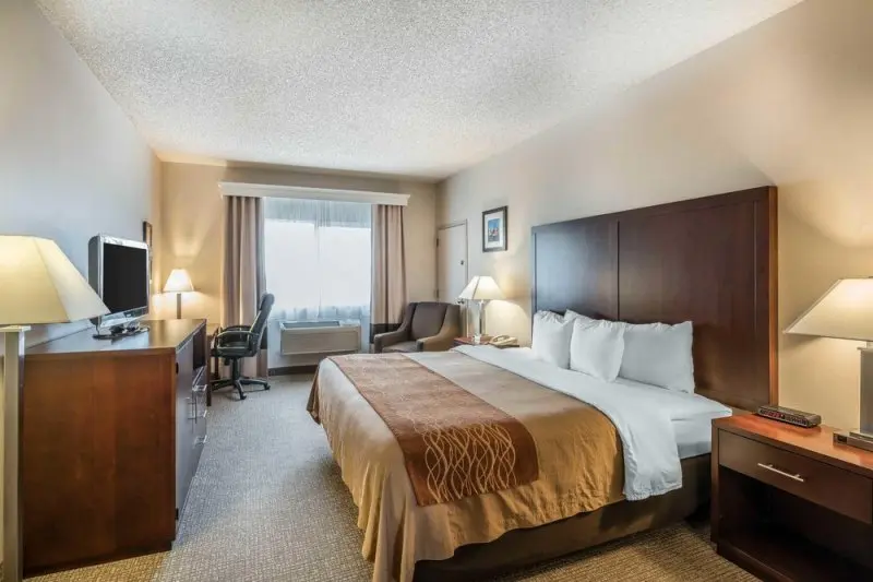 Comfort Inn & Suites Comfort Inn & Suites